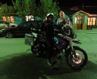 Pegando a motoca na casa do amigo Oscar Diaz.