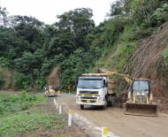 Derrume provocado pelas intensas chuvas na região amazônica peruana